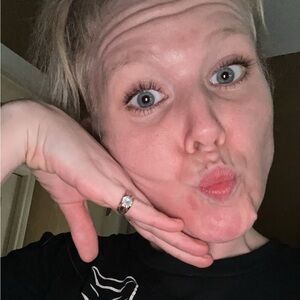 Meet your Posher, Kendy